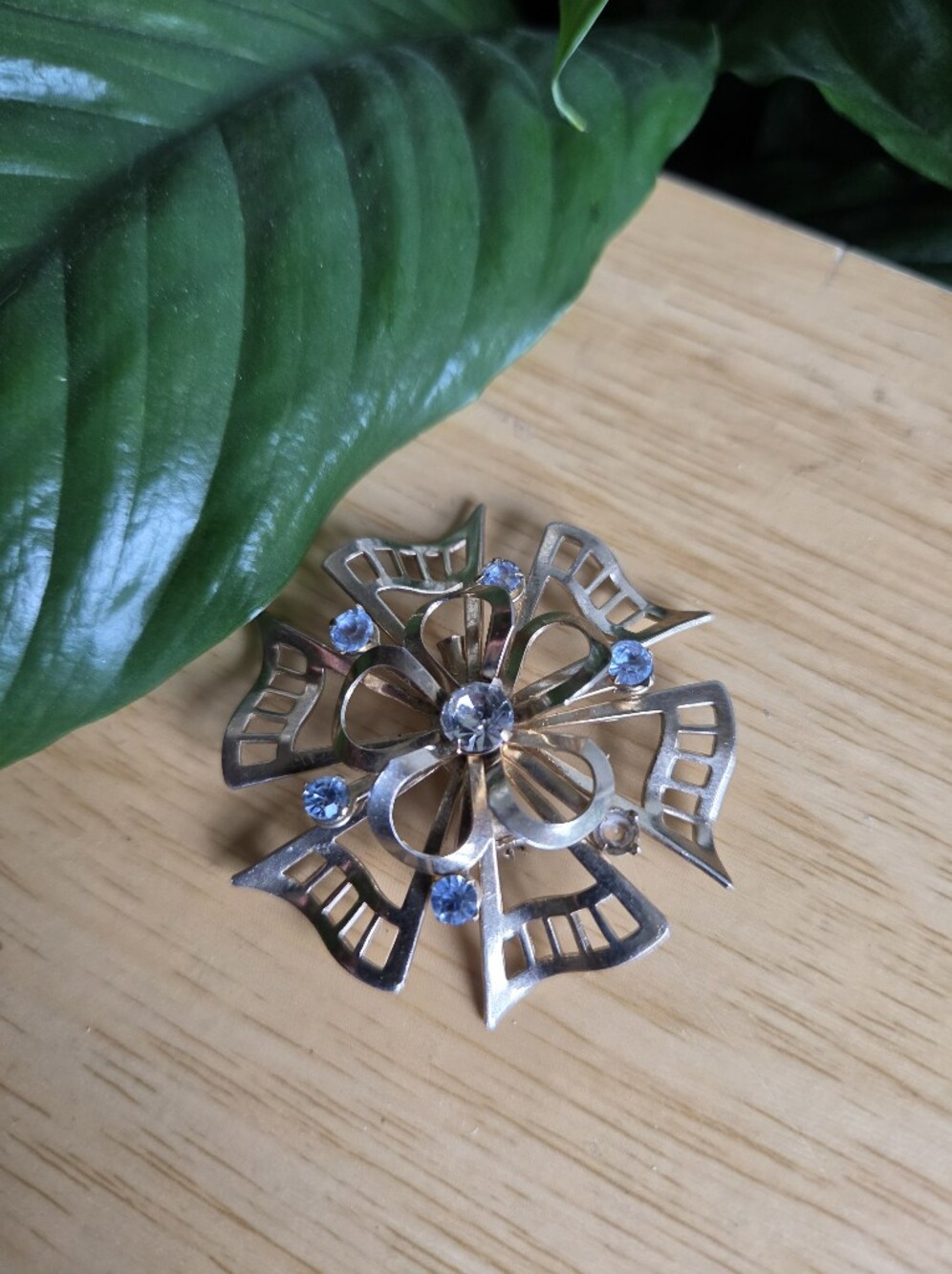 Vintage Blue Rhinestone Floral Brooch